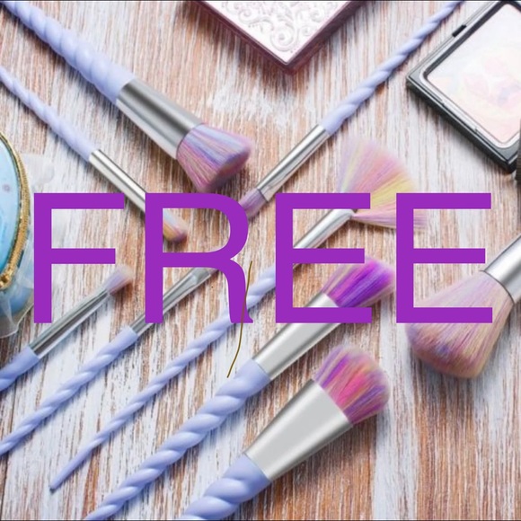 FREE 😲 - Picture 1 of 1